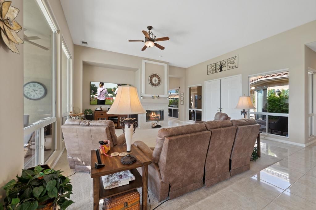 Fireplace, Interior, Living room