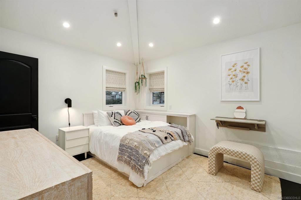 Bedroom, Interior, Recessed Lighting