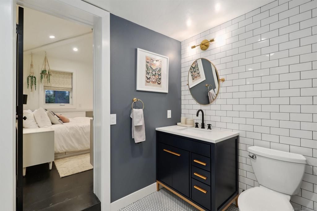 Bathroom, Bedroom, Dual Sink Vanities, Interior, Recessed Lighting