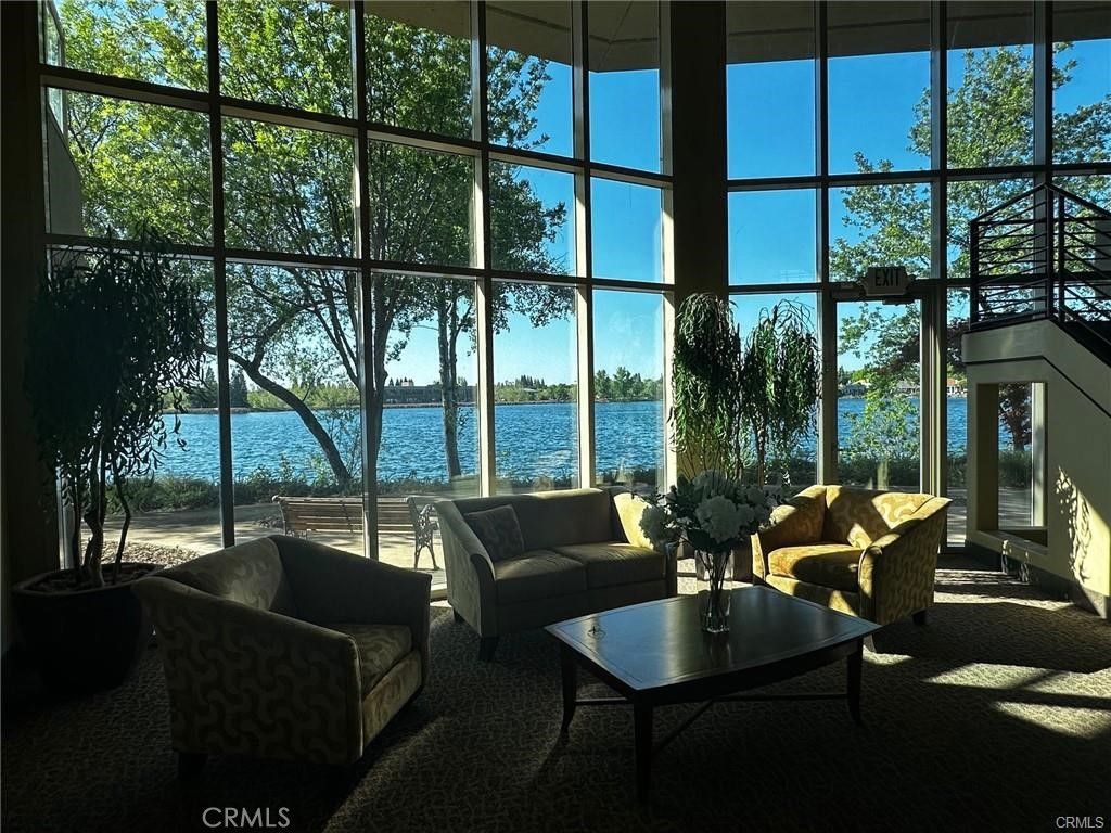 Interior, Living room, Sun Room, Water