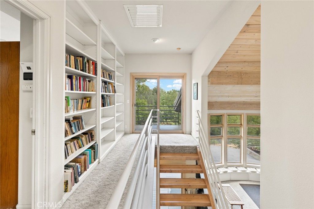 Interior, Recessed Lighting, Wooden Walls