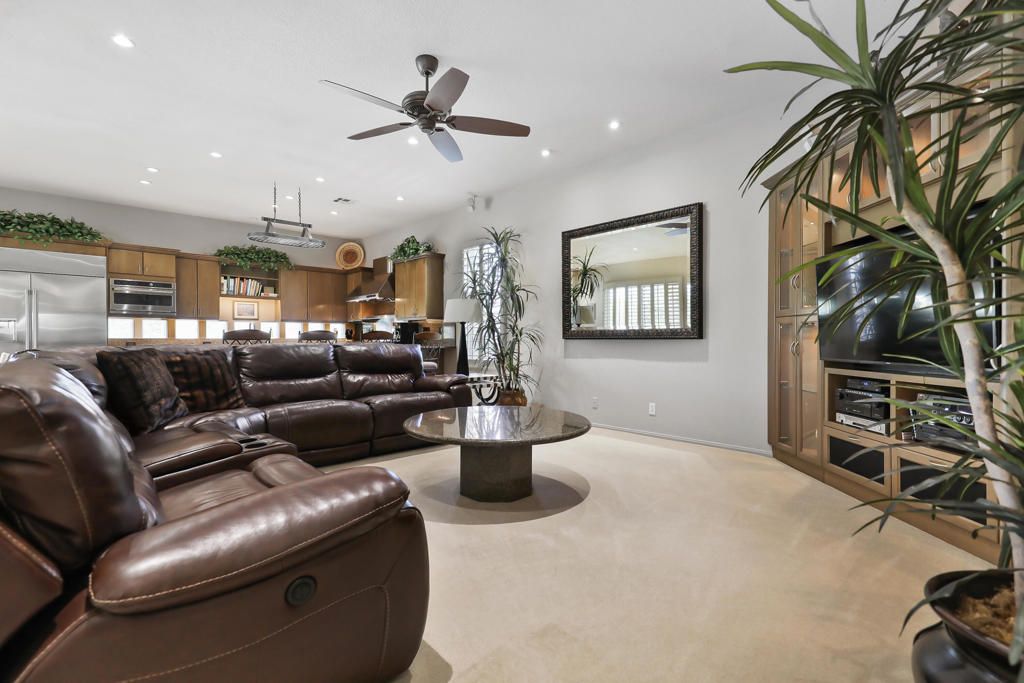 Home Theatre Room, Interior, Kitchen, Living room, Recessed Lighting, Stainless Steel Appliances