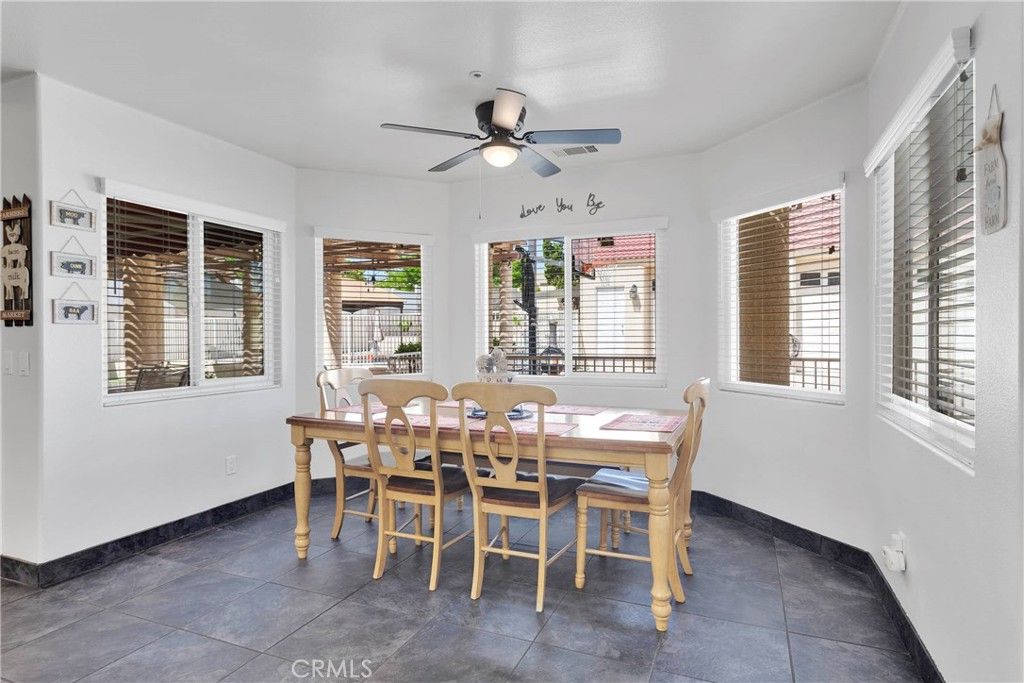 Dining room, Interior