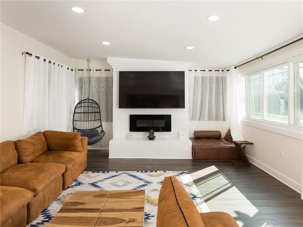 Fireplace, Interior, Living room, Recessed Lighting, Wood Texture Flooring