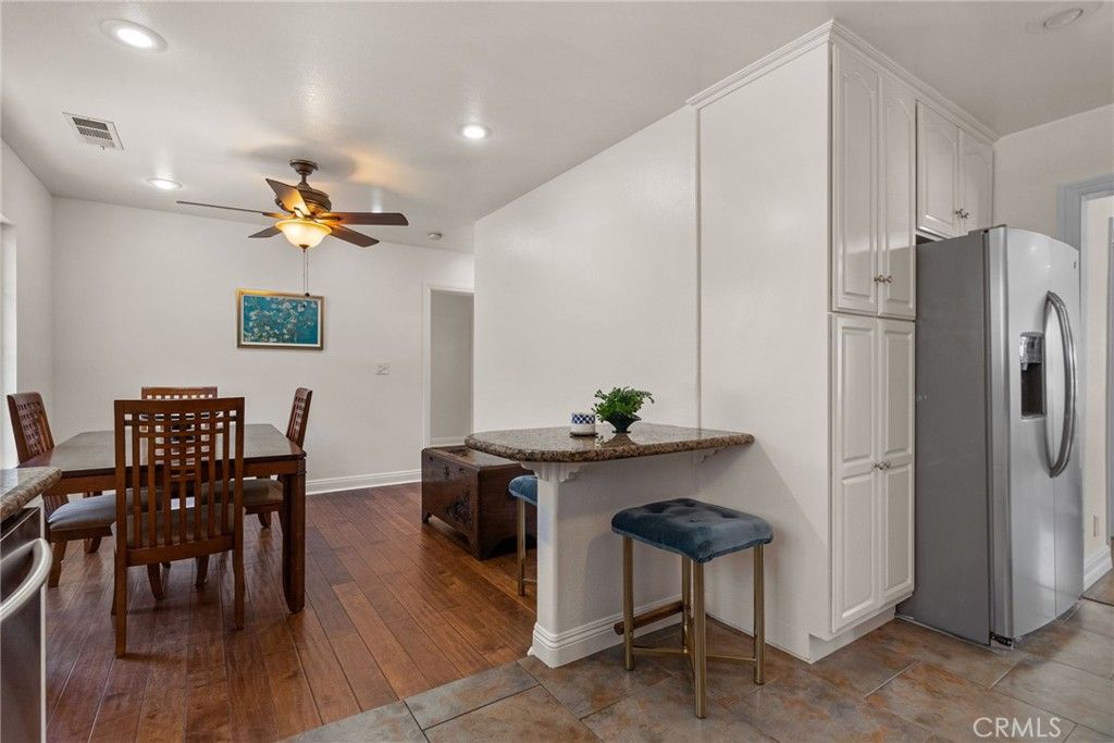 Dining room, Interior, Kitchen, Recessed Lighting, Wood Texture Flooring
