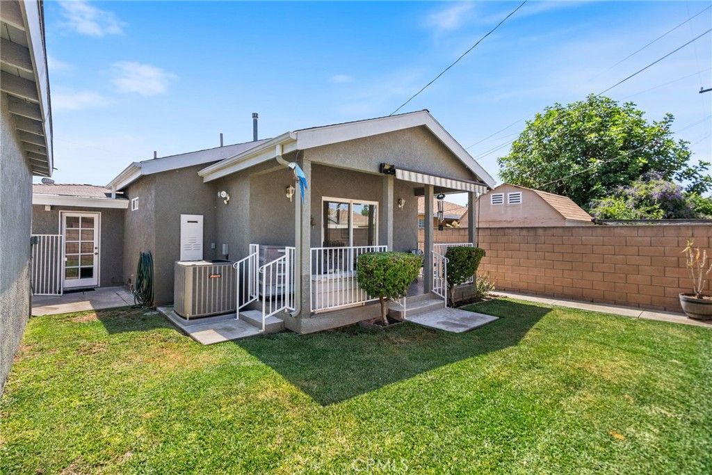 Backyard, Exterior