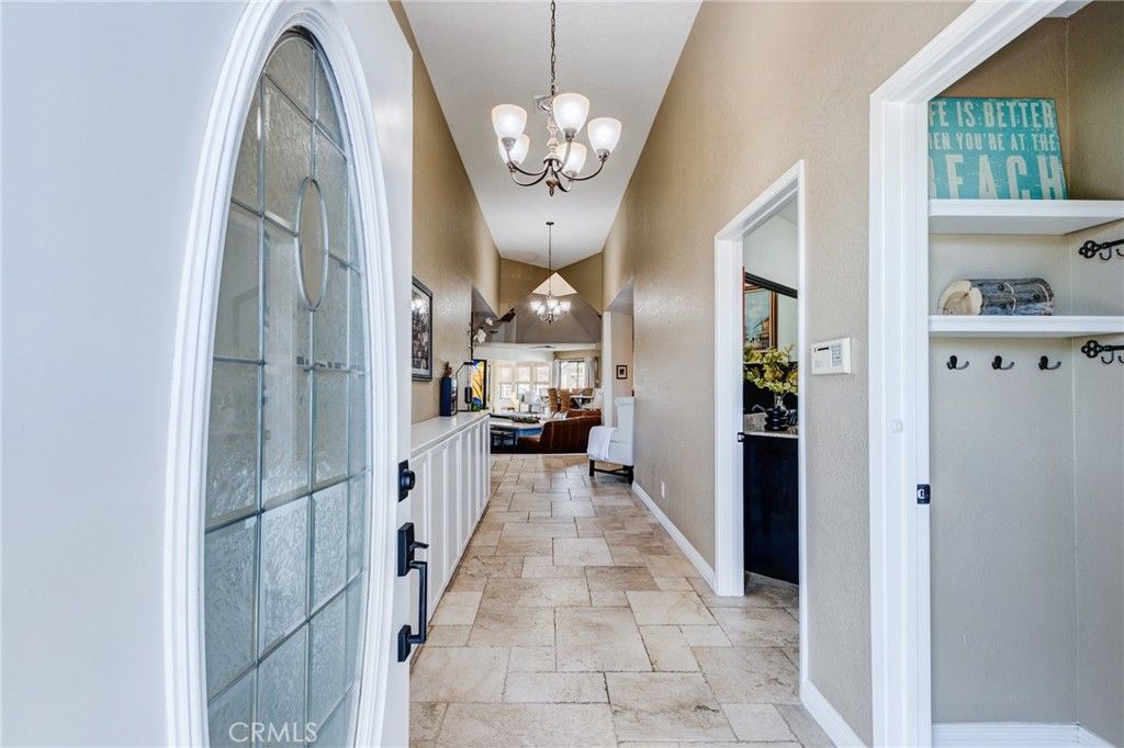 Chandelier, Interior, Pendant Lights