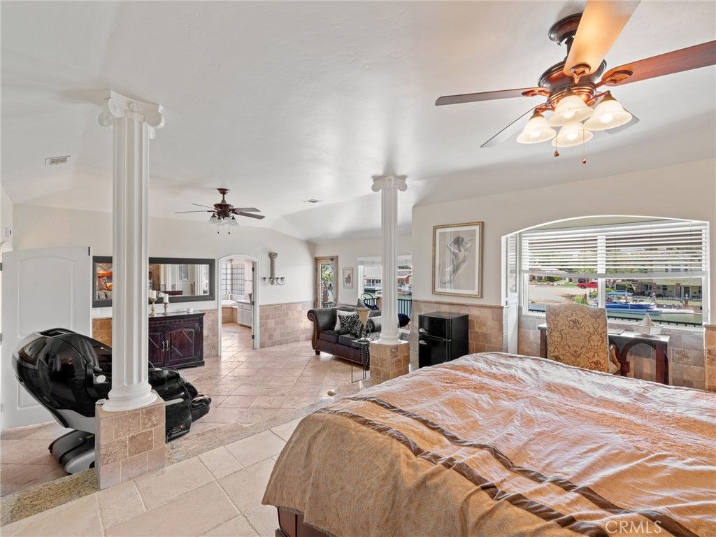 Dining room, Fireplace, Interior