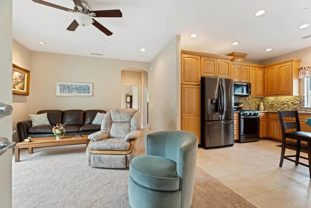 Interior, Kitchen, Living room, Recessed Lighting, Stainless Steel Appliances