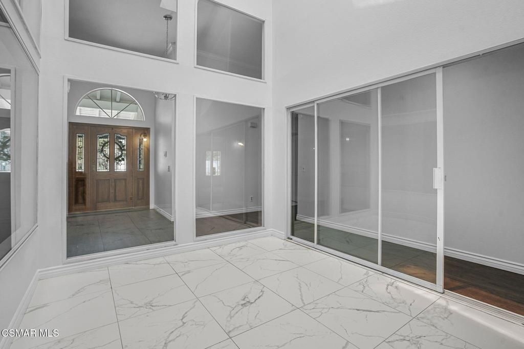 Interior, Marble