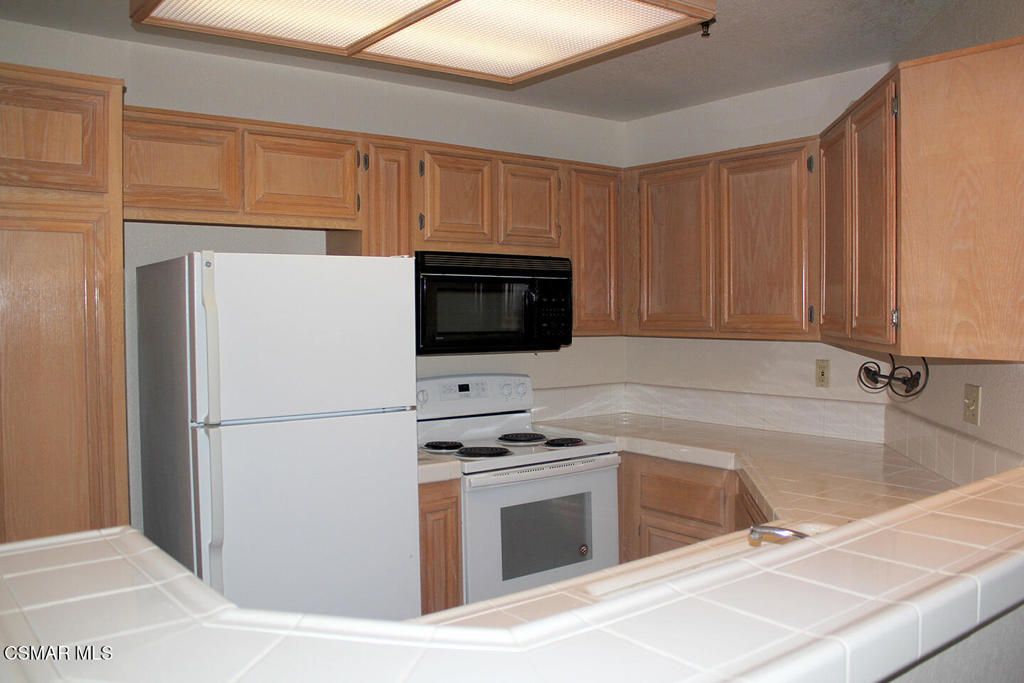 Interior, Kitchen, Tile Countertops