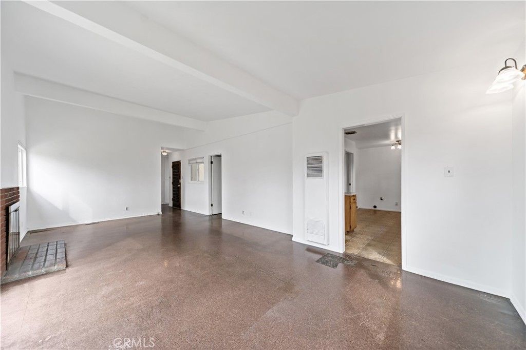 Empty room, Fireplace, Interior