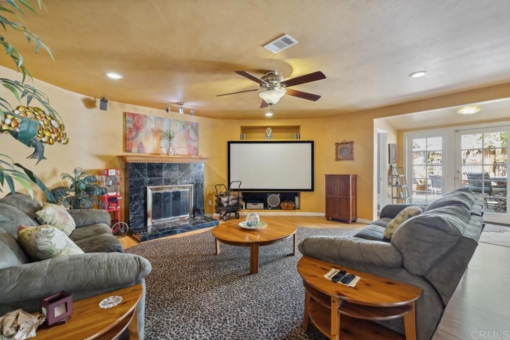 Fireplace, Interior, Living room, Recessed Lighting