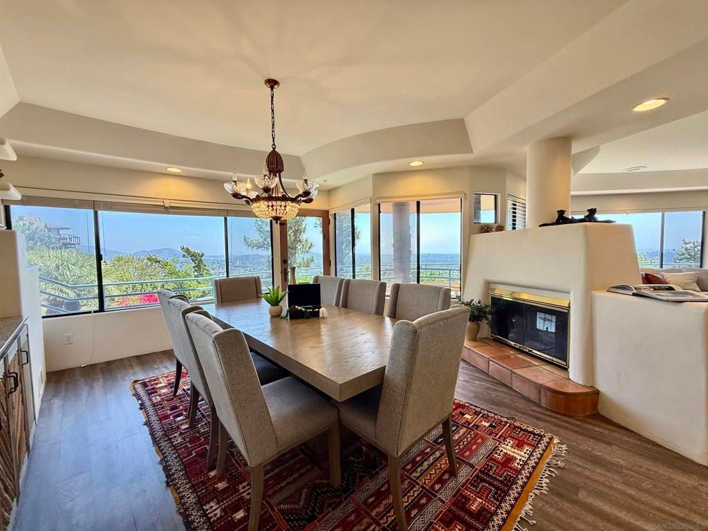 Chandelier, Dining room, Fireplace, Interior, Recessed Lighting, Water, Wood Texture Flooring