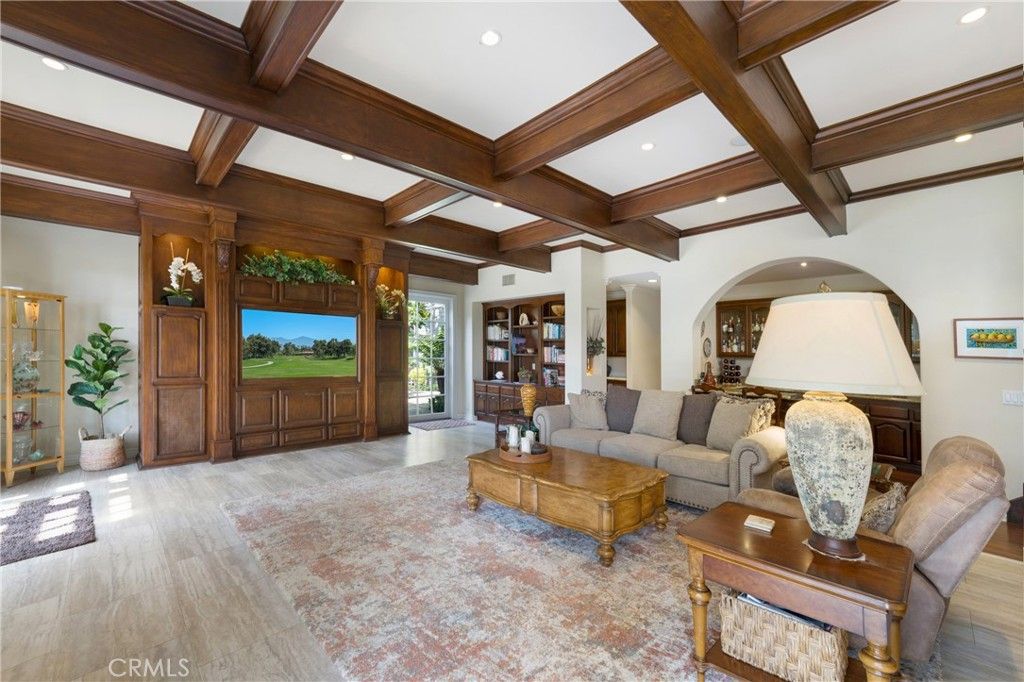 Interior, Living room, Recessed Lighting, Wooden Beams, Wood Texture Flooring