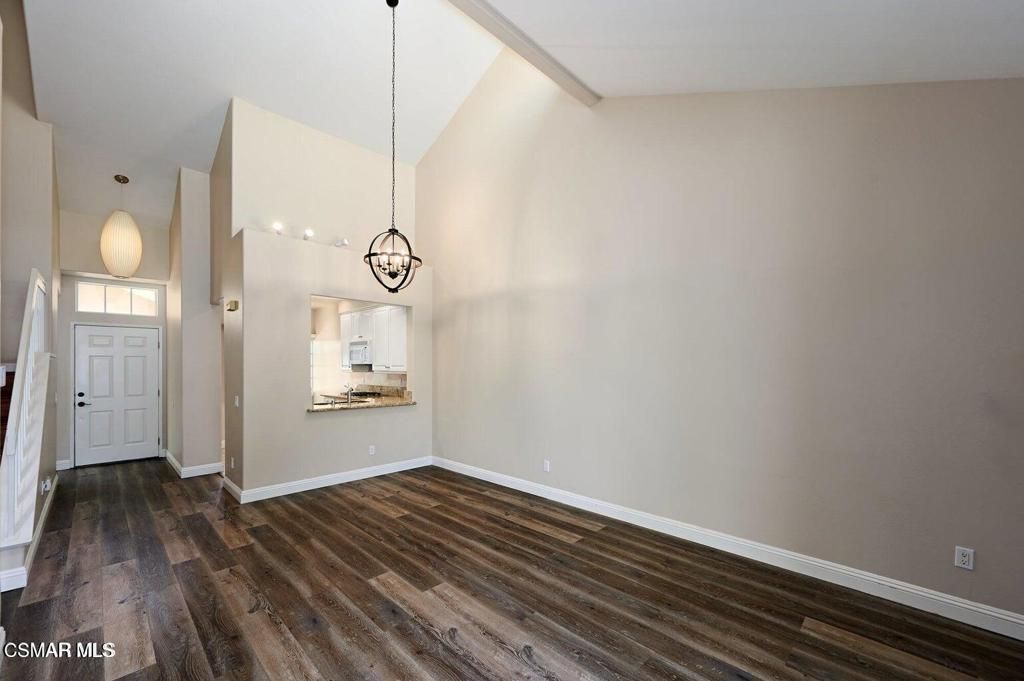 Empty room, Interior, Pendant Lights, Wood Texture Flooring