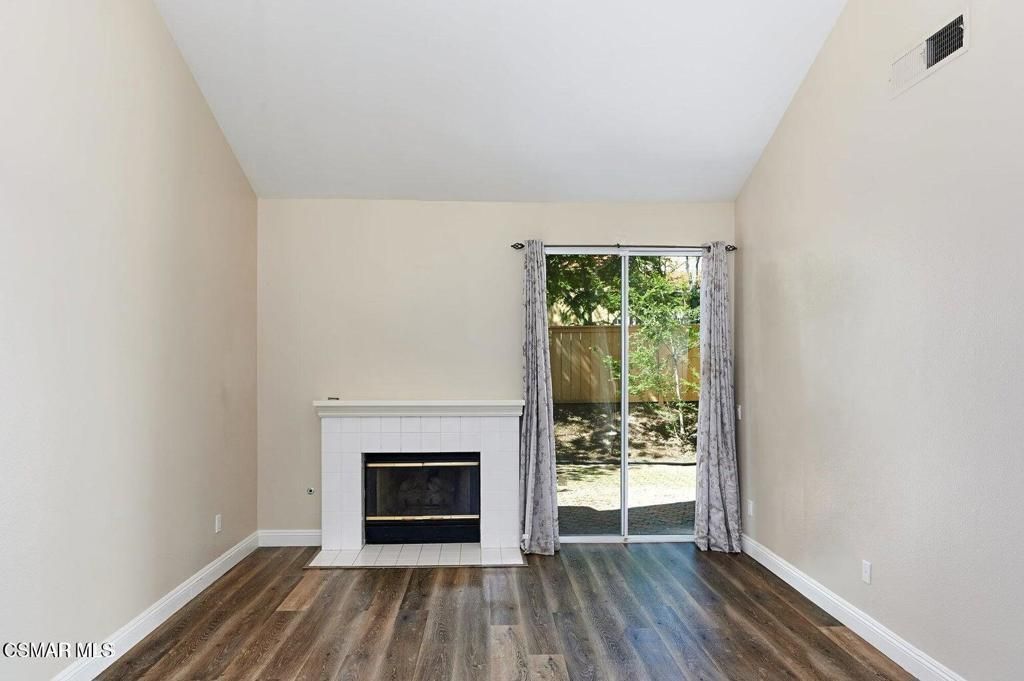 Empty room, Fireplace, Interior, Wood Texture Flooring