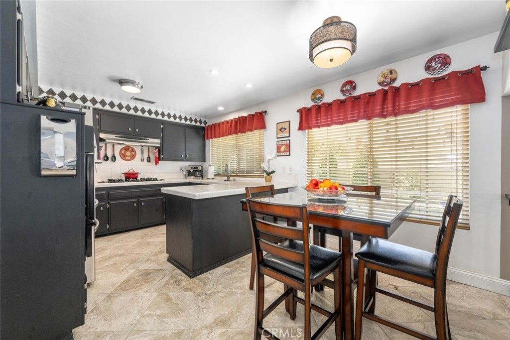 Dining room, Interior, Kitchen, Recessed Lighting