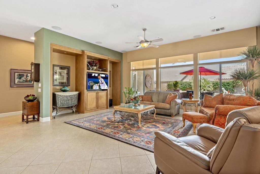 Interior, Living room, Recessed Lighting, Water