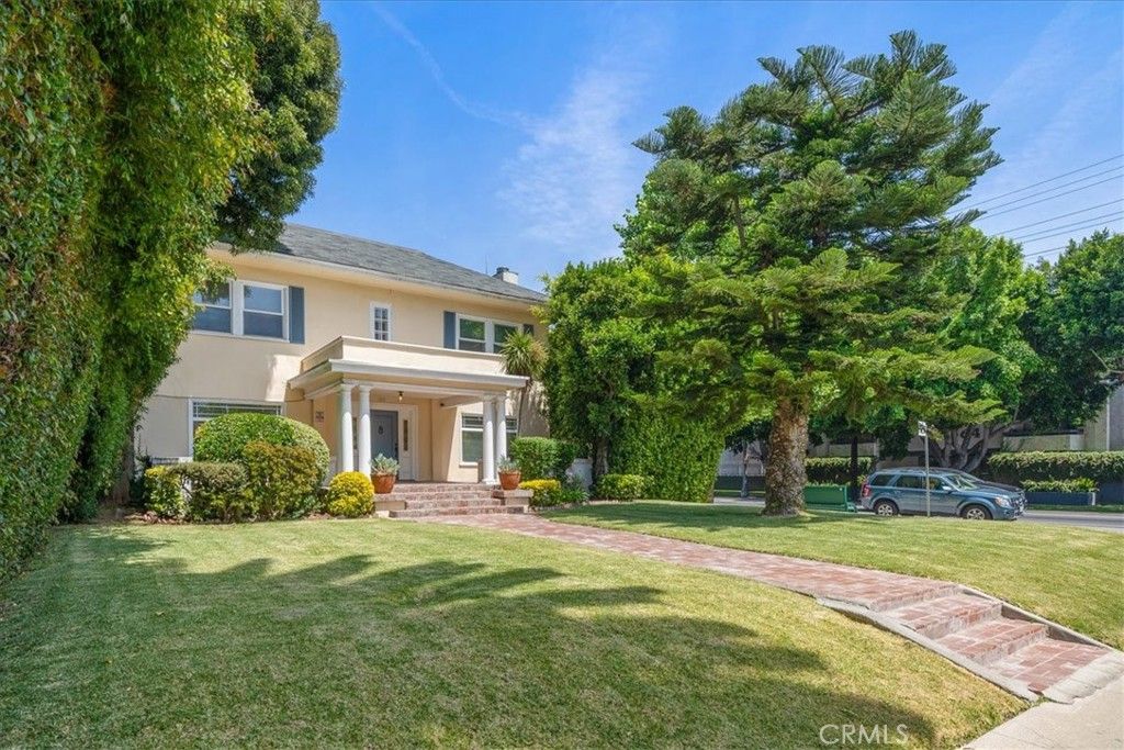 Backyard, Exterior, Facade, Georgian