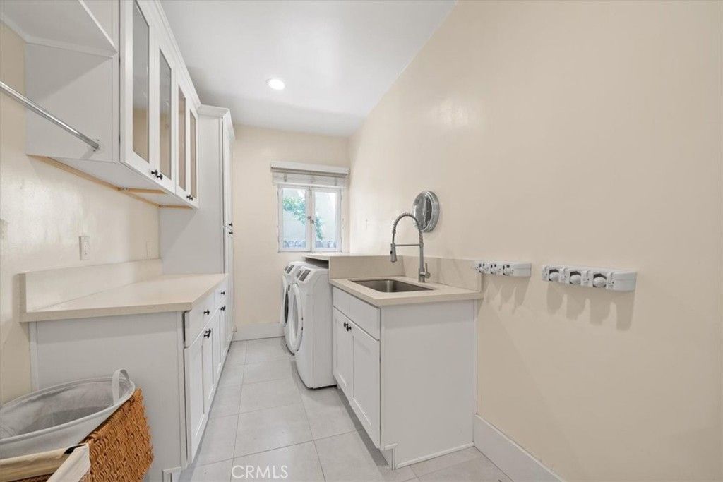 Interior, Recessed Lighting, Washer