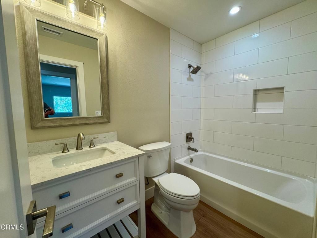 Bathroom, Interior, Recessed Lighting, Wood Texture Flooring