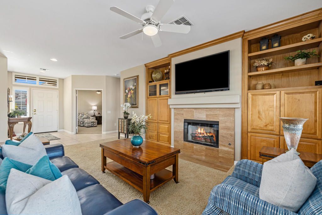 Fireplace, Interior, Living room, Recessed Lighting