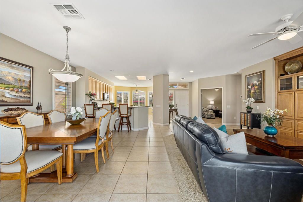 Dining room, Interior, Living room, Pendant Lights, Recessed Lighting