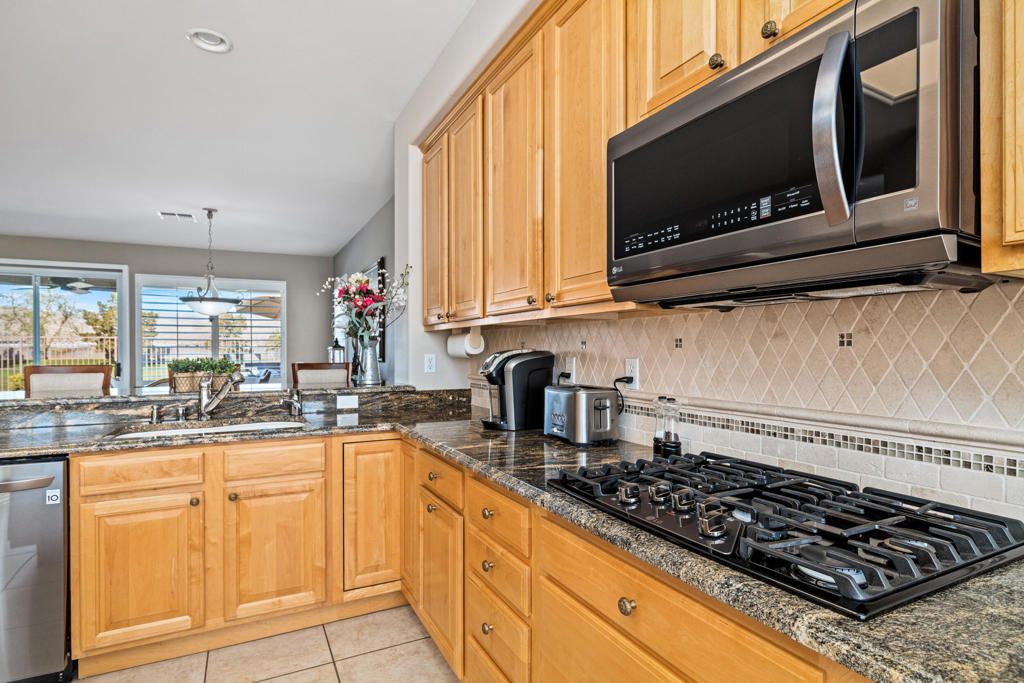 Interior, Kitchen, Pendant Lights, Recessed Lighting