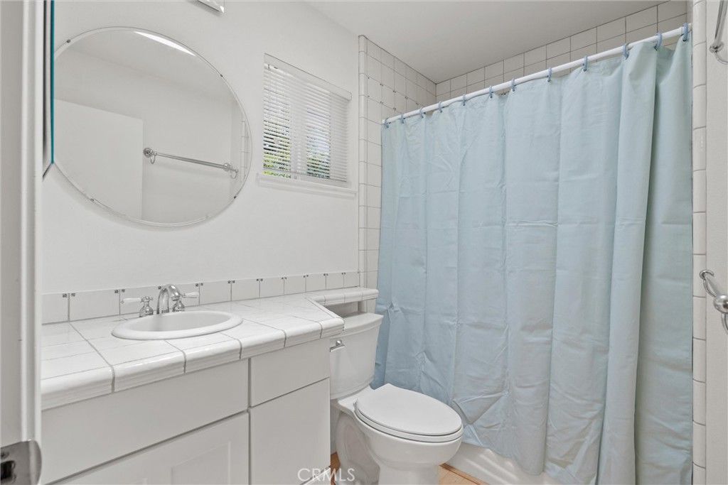 Bathroom, Interior, Tile Countertops