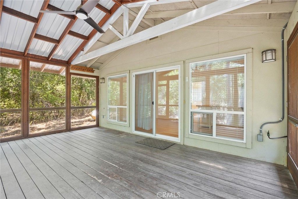 Empty room, Interior, Sun Room, Wood Texture Flooring