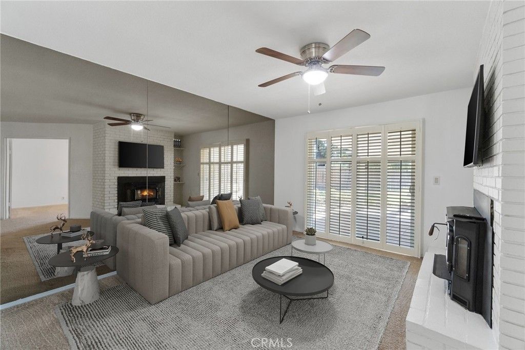 Fireplace, Interior, Living room, Pendant Lights, Stone Walls