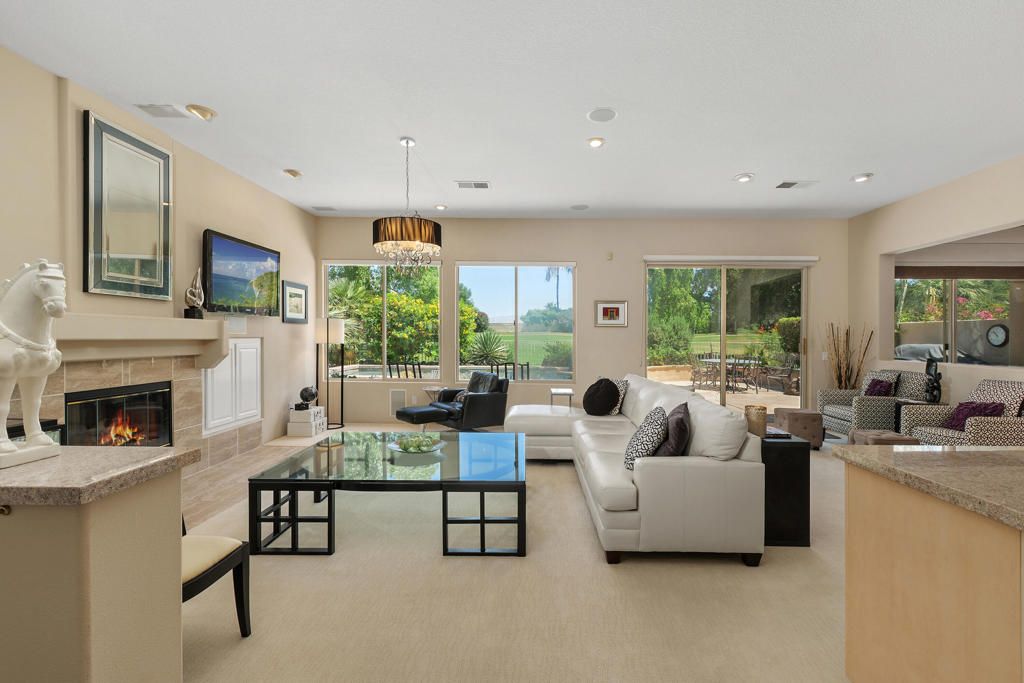 Fireplace, Interior, Living room, Pendant Lights, Recessed Lighting