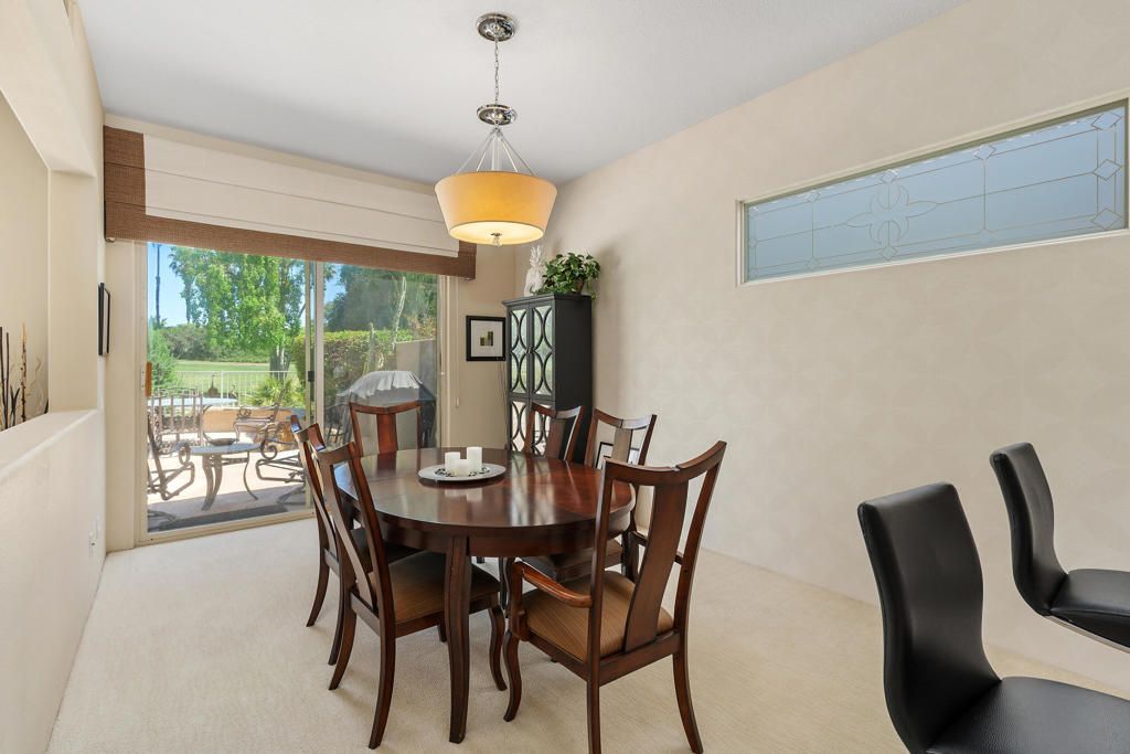 Dining room, Interior