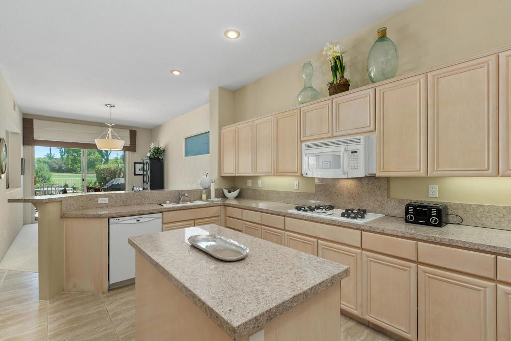Interior, Kitchen, Pendant Lights, Recessed Lighting