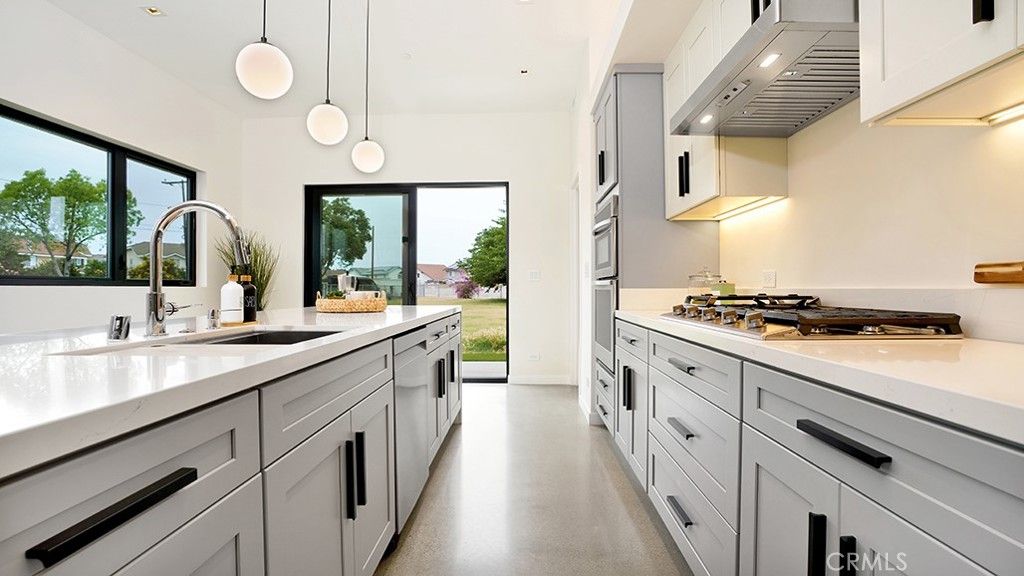Interior, Kitchen, Pendant Lights, Recessed Lighting