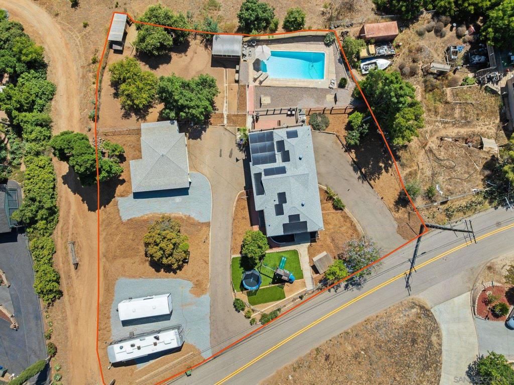 Exterior, Drone