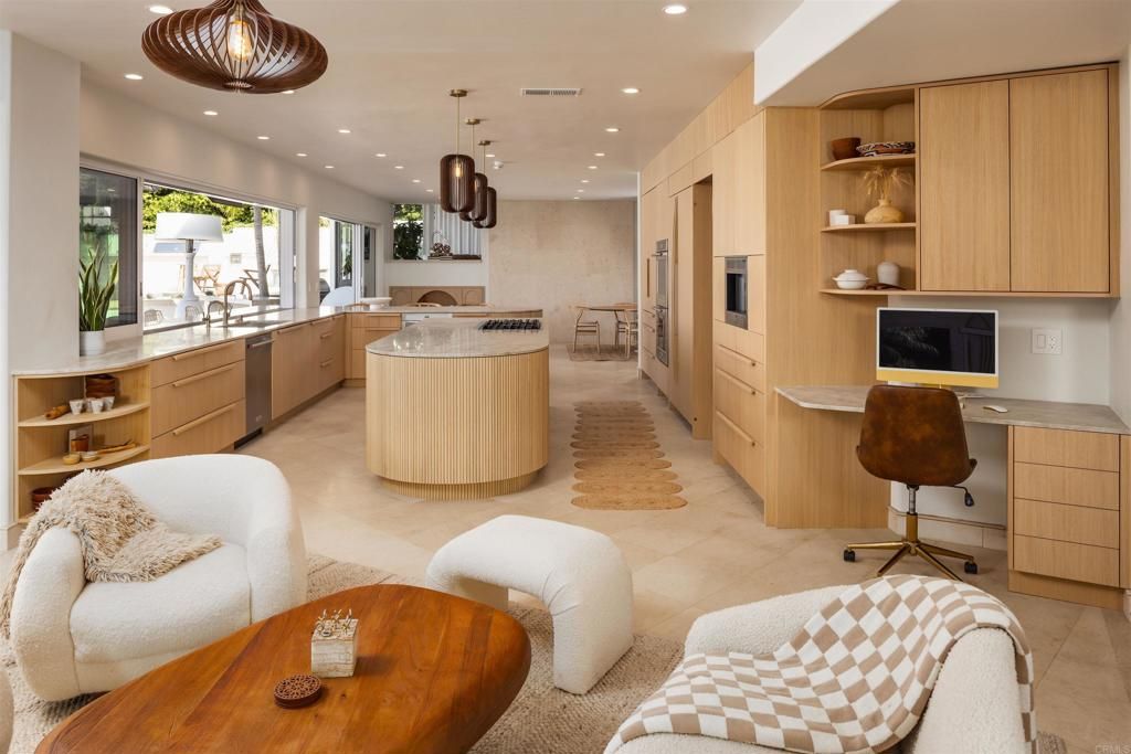 Interior, Kitchen, Living room, Pendant Lights, Recessed Lighting, Stainless Steel Appliances