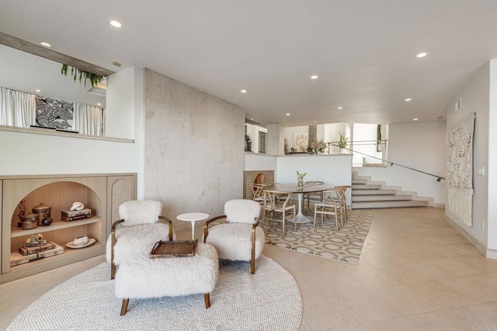 Dining room, Interior, Recessed Lighting