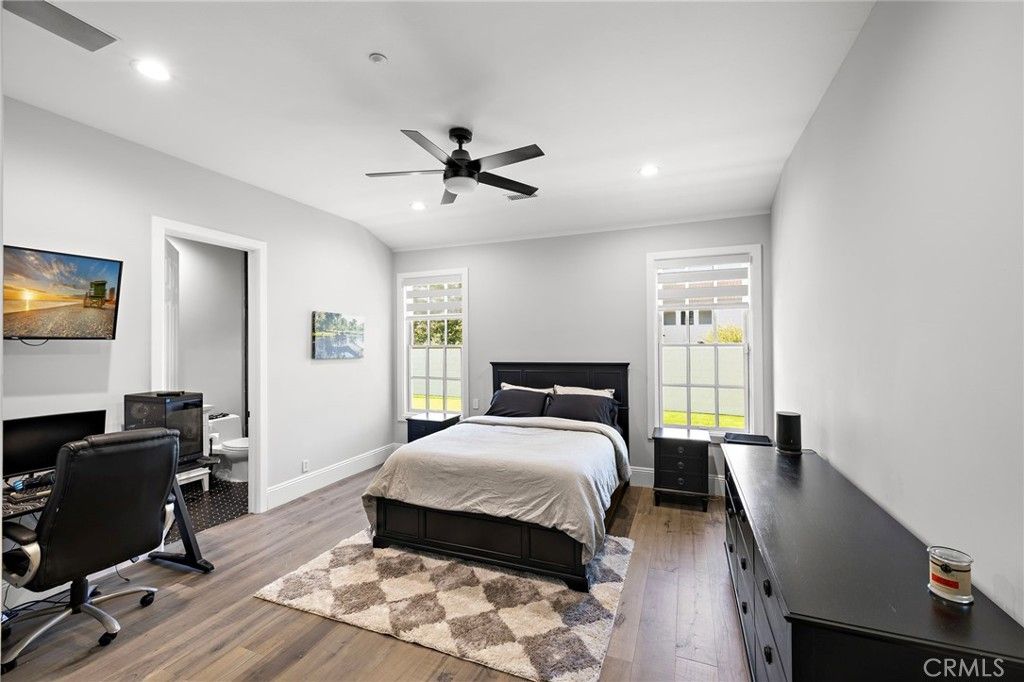 Bedroom, Home Office, Interior, Recessed Lighting, Wood Texture Flooring