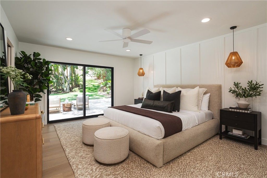 Bedroom, Interior, Pendant Lights, Recessed Lighting, Wood Texture Flooring