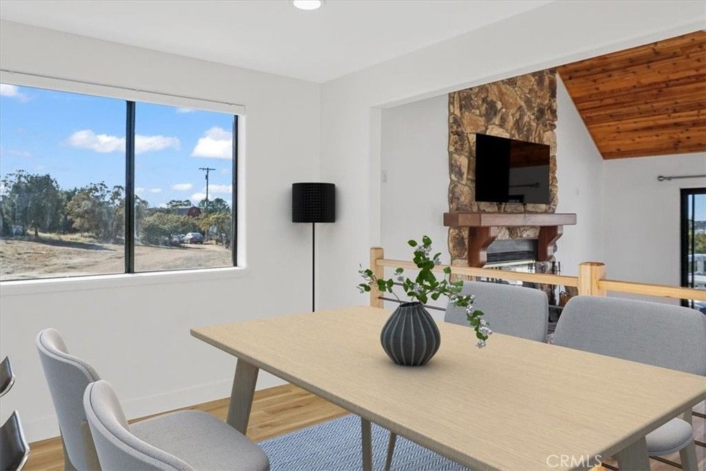 Dining room, Interior, Recessed Lighting, Wooden Ceilings, Wood Texture Flooring