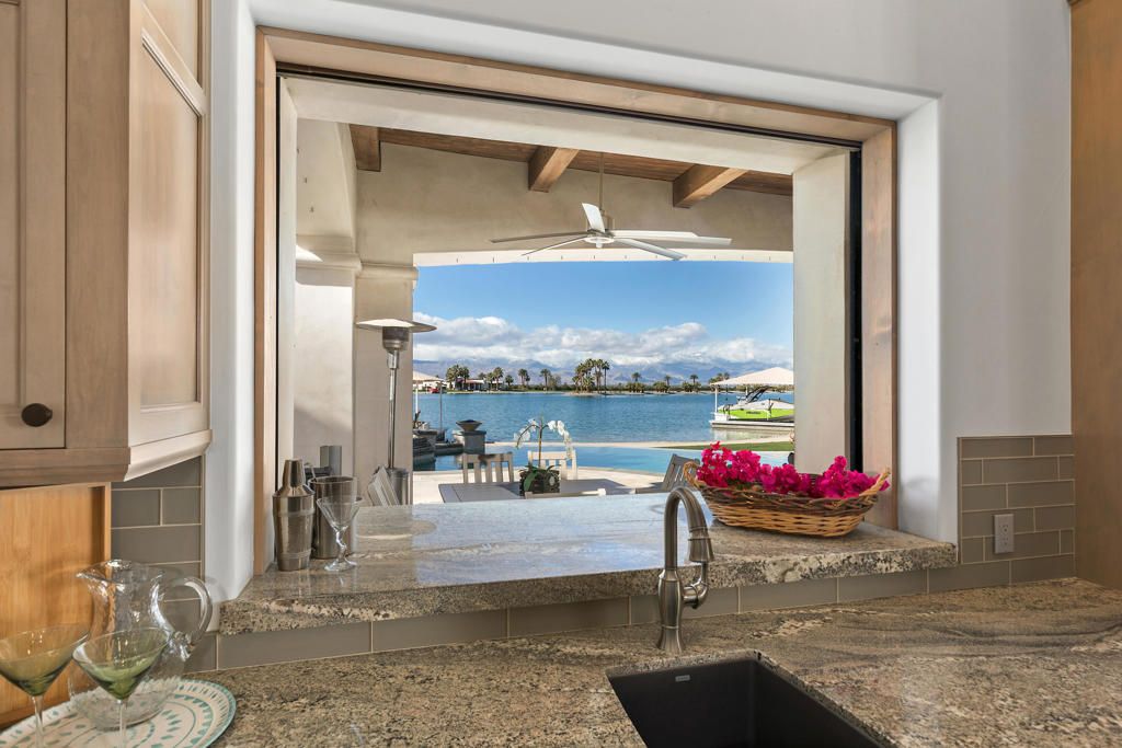 Interior, Water