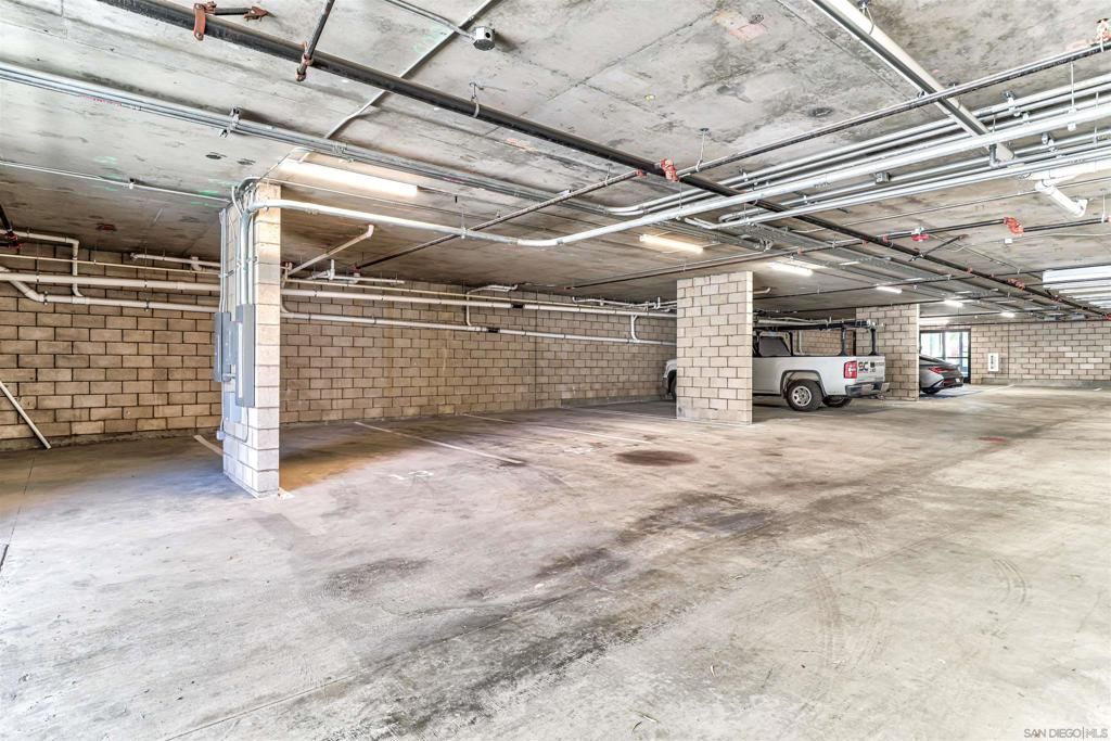 Garage, Interior, Stone Walls