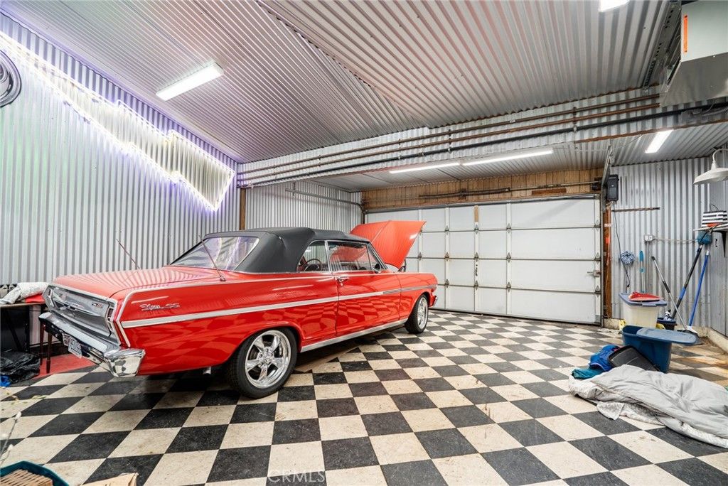 Garage, Interior, Recessed Lighting