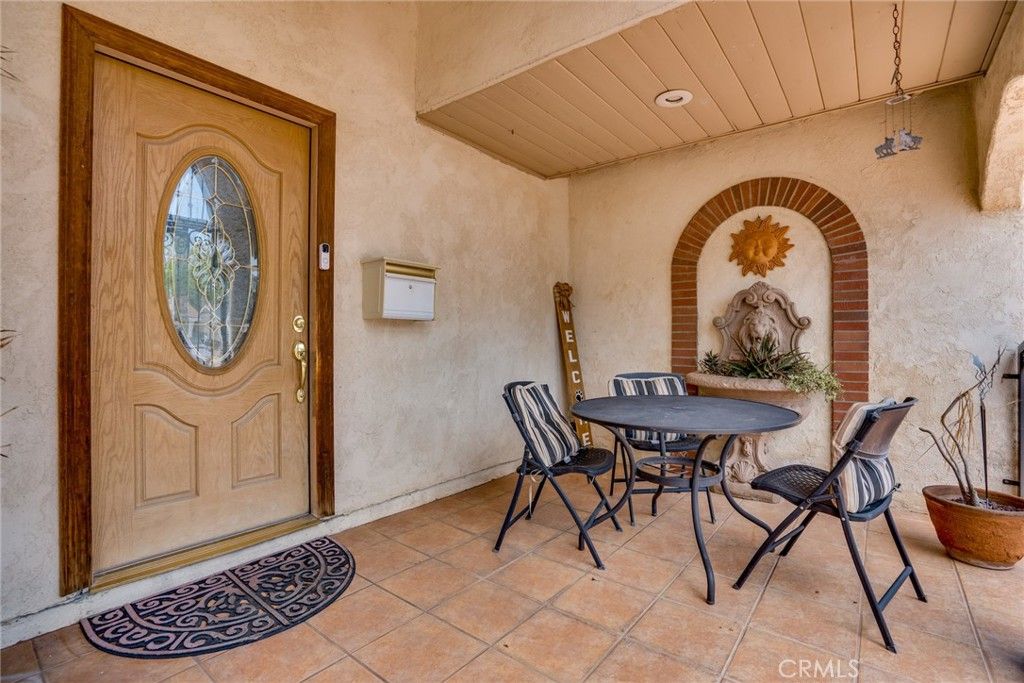 Exterior, Recessed Lighting