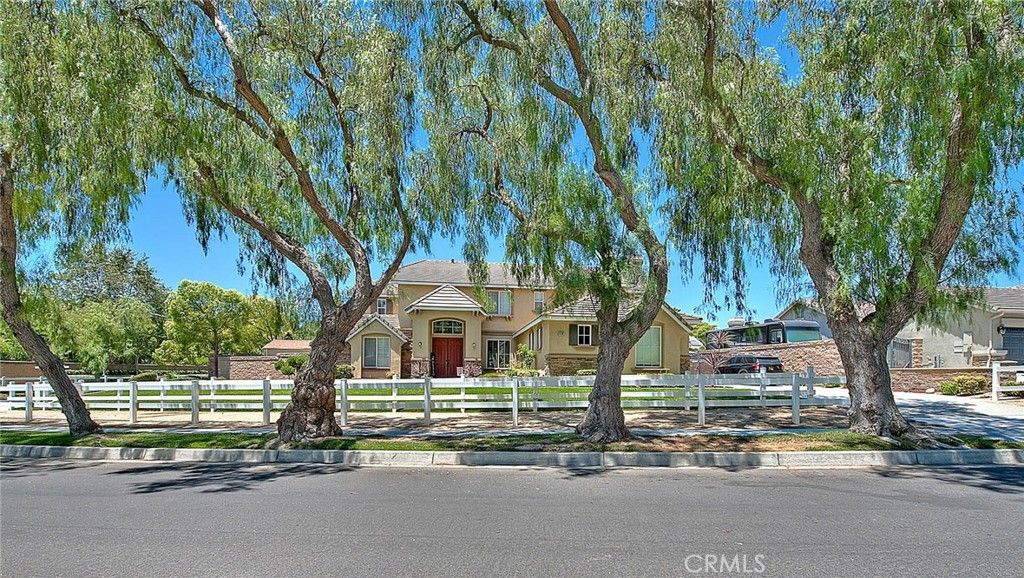 Backyard, Exterior, Facade, None