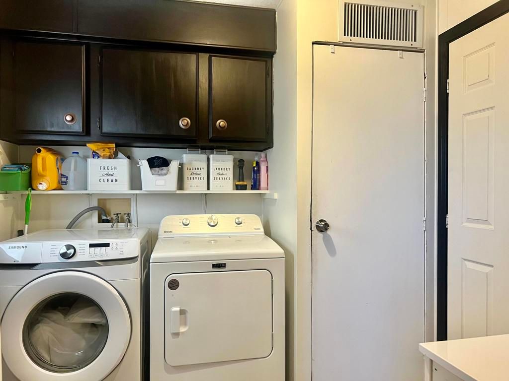 Interior, Washer