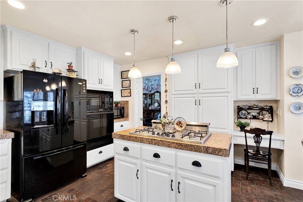 Interior, Kitchen, Pendant Lights, Recessed Lighting