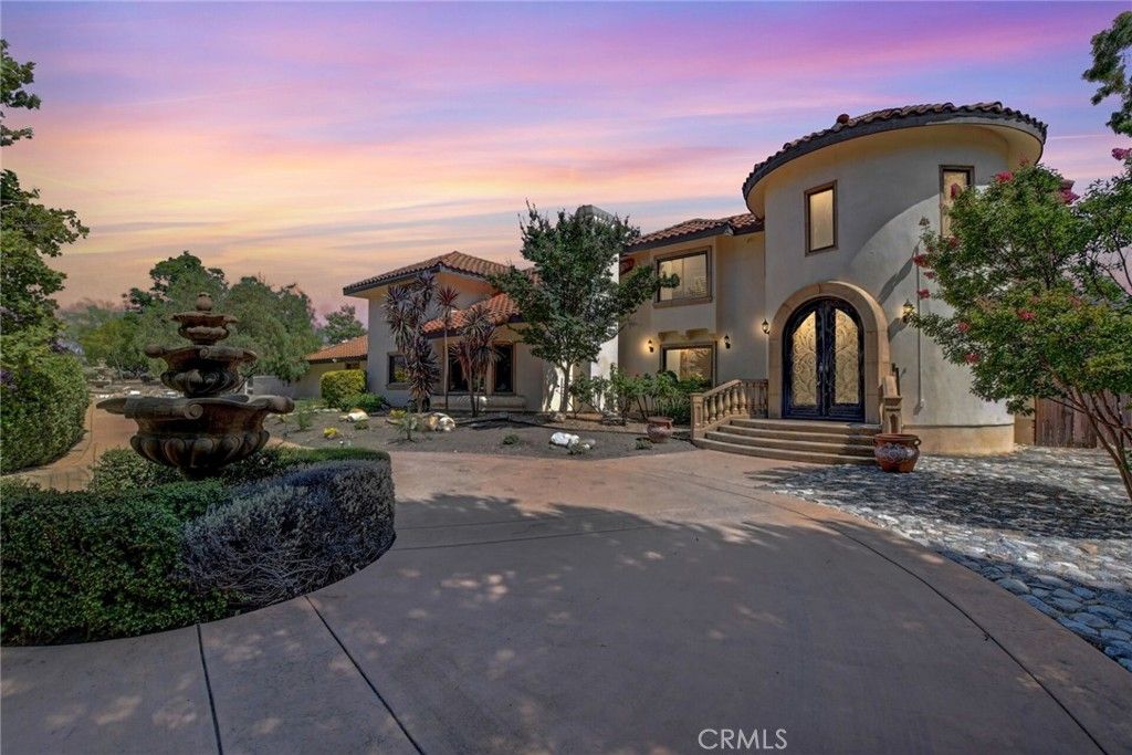 Backyard, Exterior, Facade, Mediterranean